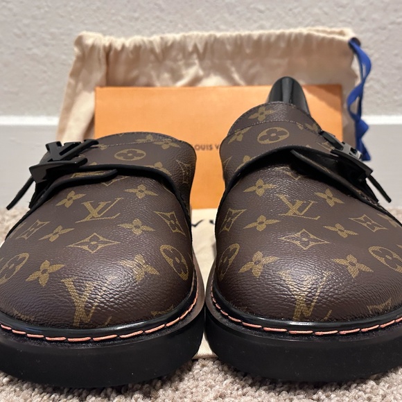 Louis Vuitton Easy Mule - Mens main image 6